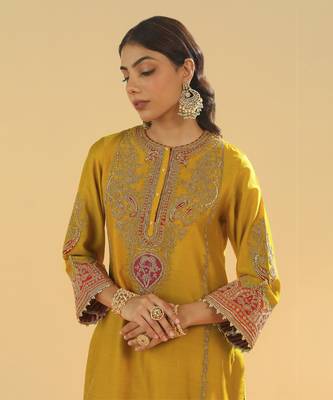 Mirha mustard short kurta with salwar and dupatta 2