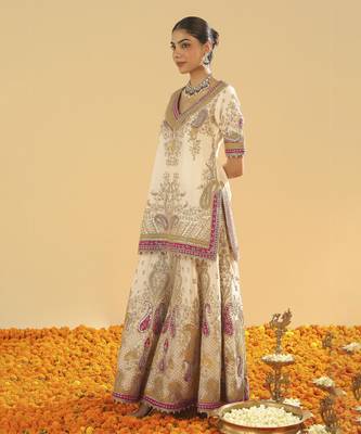 Sadiya daisy ivory short kurta with sharara and dupatta 2
