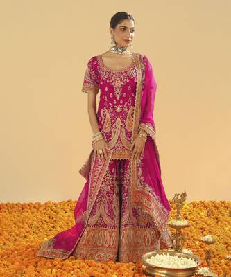 Ishwa hotpink short kurta with sharara and dupatta 1