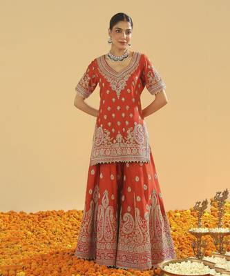 Shazfa burnt orange short kurta with sharara and dupatta 2