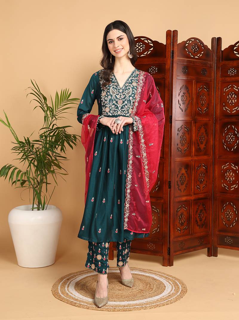 green silk blend solid yoke design a-line kurta trousers with dupatta
