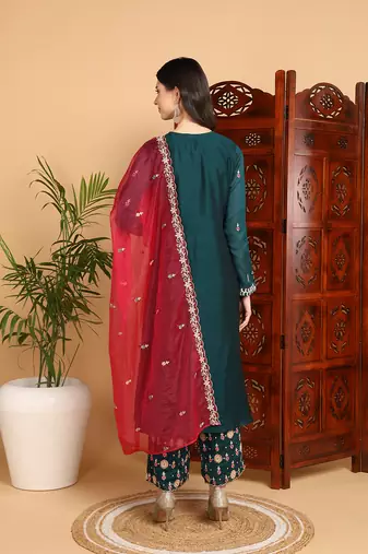 green silk blend solid yoke design a-line kurta trousers with dupatta