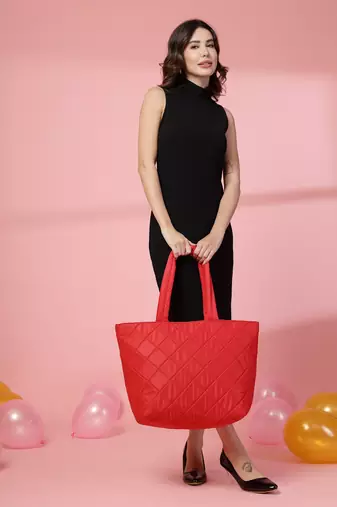 red polyester tote bag with diamond stitch design