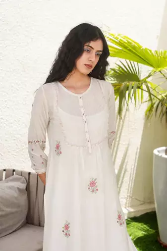 Snow white pintuck yoke kurta set
