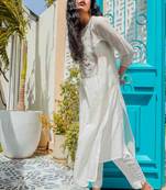 Snow white yoke buta kurta set