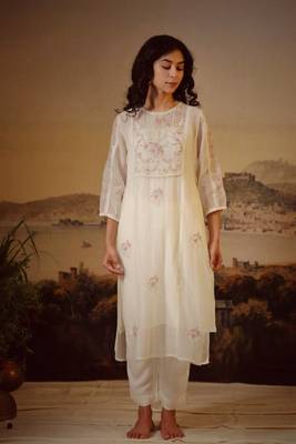 Ivory white victorian kurta and pant set 1