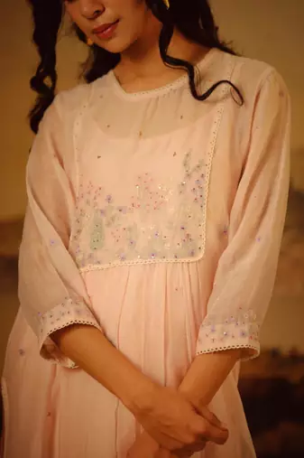 Ivory pink flamingo kurta set