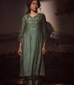 Bottle green juhi yoke kurta set