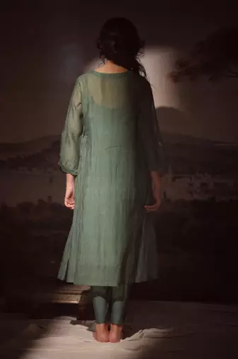 Bottle green juhi yoke kurta set