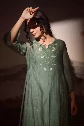 Bottle green juhi yoke kurta set