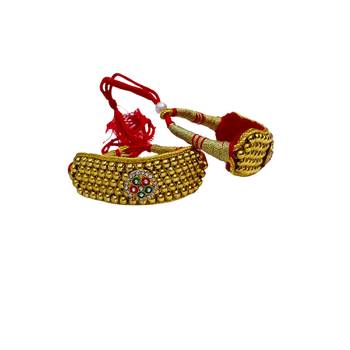 Stone stud gold plated  pouchi color golden material brass  size adjustable 1
