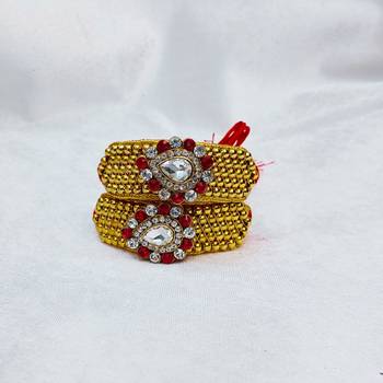 Stone stud gold plated  pouchi color golden material brass  size adjustable 2