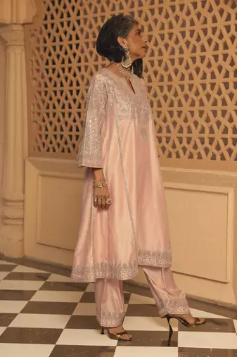 Rosepink aiman - short knee length chauga with salwar