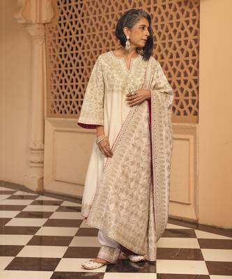 Daisy ivory aiman - short knee length chauga with salwar and odhni 1