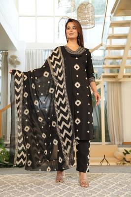 Cotton black  straight  kurti-pant-dupatta set 3