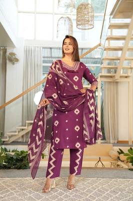 Cotton purple straight  kurti-pant-dupatta set 3