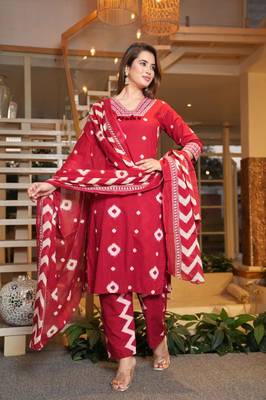 Cotton maroon straight  kurti-pant-dupatta set 3
