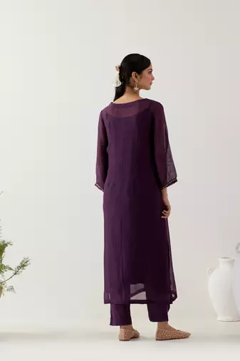 Purple mughal buta kurta set