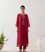 Red floral necklace kurta set