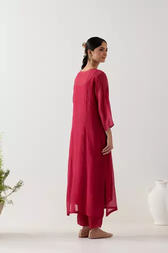 Red floral necklace kurta set