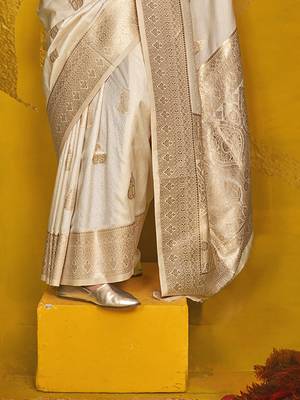 Ivory soft silk banarasi saree for women 4