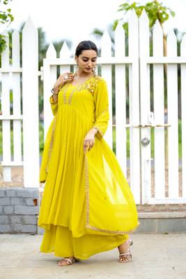 Floral Yoke Design Pleated Thread Work Anarkali Kurta with Palazzo & With Dupatta 2