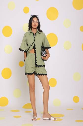 Green zig zag lace buttoned relaxed collared shirt and shorts linen co-ord set
