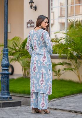 Floral Printed Straight Kurta with Palazzo 2