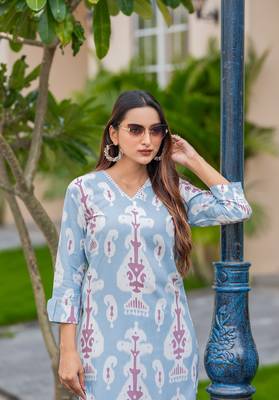 Floral Printed Straight Kurta with Palazzo 5