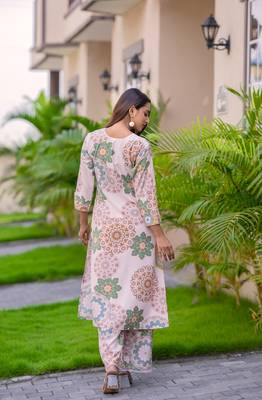 Floral Printed Straight Kurta with Palazzo 2
