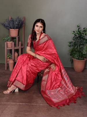 Carrot red soft silk geometric designed patola saree 4