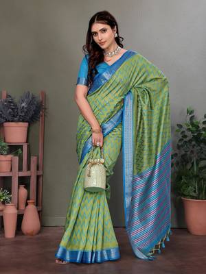 Parrot green soft silk zig zag pattern bollywood saree 2