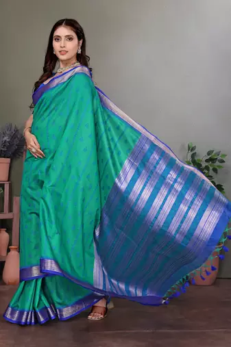 Peacock green soft silk woven designed patola saree