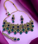 Heavy necklace set with maang tika
