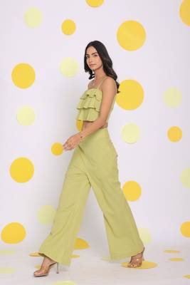Light green layered crop top and high waist pant summer relaxed linen co-ord set 5