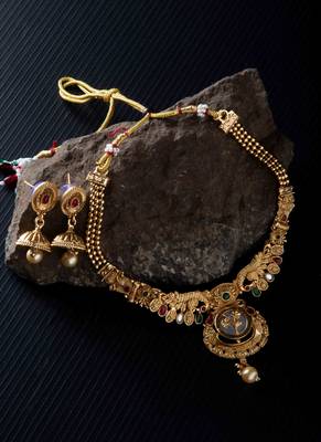 Antique Gold Plated Floral Necklace Set 1