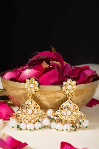 Pearl kundan choker set