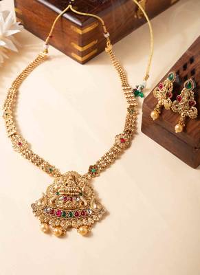 Gold plated rajwadi laxmi pendant necklace set 1