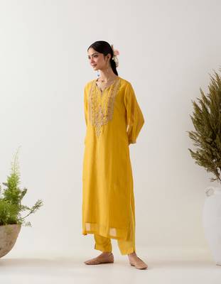 Mustard stardust kurta set 3