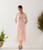 Ivory pink parrot and pionies kurta set