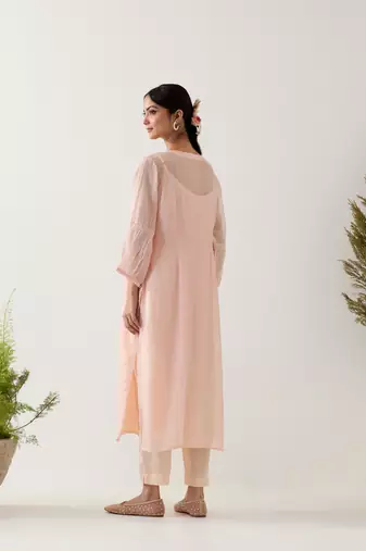 Ivory pink parrot and pionies kurta set