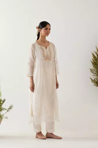 White parrot and peonies kurta set