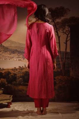 Hot pink juhi yoke kurta set 3