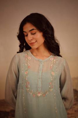 Teal camelia kurta set 4