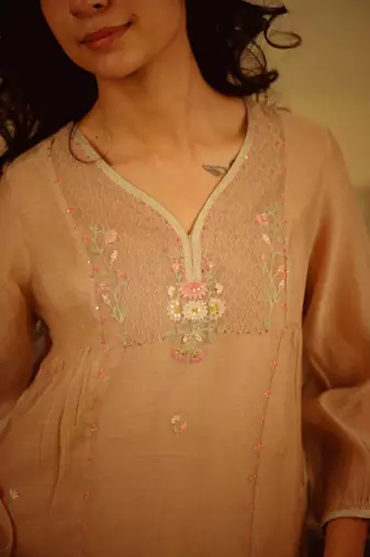 Chiku juhi yoke kurta set