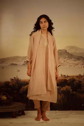 Chiku juhi yoke kurta set