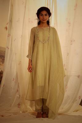 Sage green camellia kurta set 3