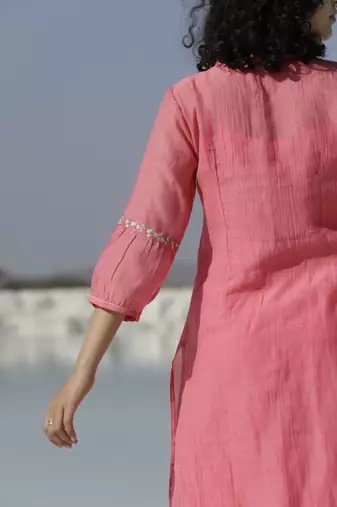Corel yoke pintuck kurta set