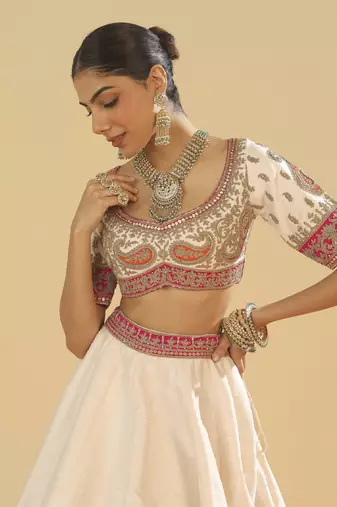 Ruhaaniyat Sidra Daisy Ivory Lehenga Set