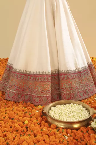 Ruhaaniyat Sidra Daisy Ivory Lehenga Set